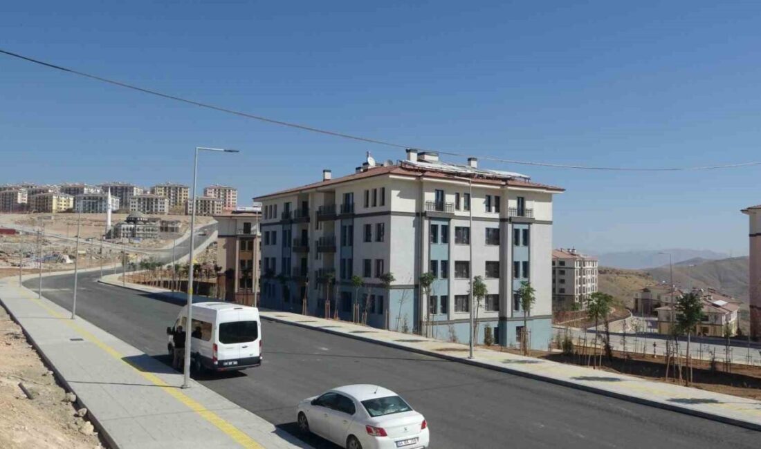 Malatya Valisi Seddar Yavuz, Malatya’da 6 Şubat depremlerinin ardından yeniden