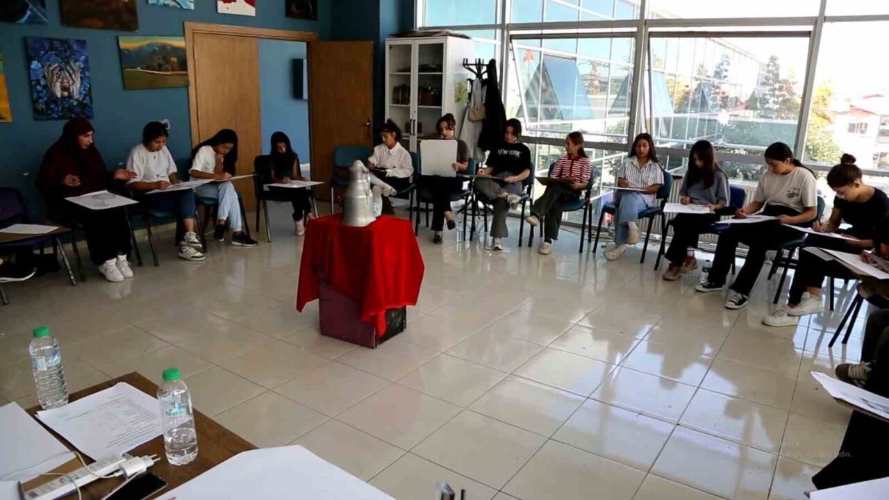 Van Büyükşehir Belediye Konservatuvarı’nın 2025-2026 eğitim öğretim dönemi yetenek sınavı