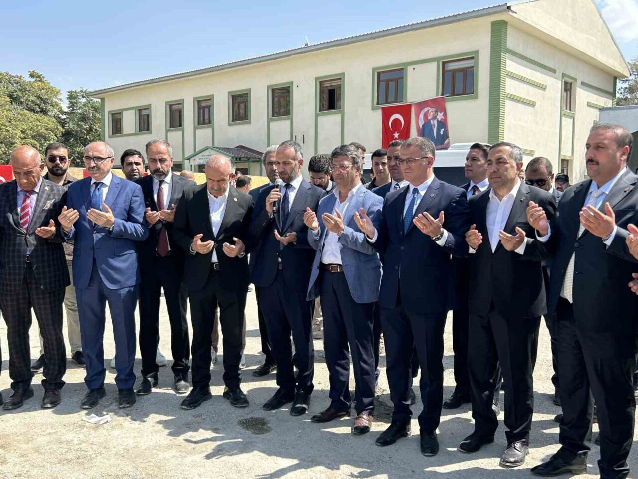 Van’ın Edremit ilçesindeki İpekyolu Caddesi üzerinde yer alan eski DSİ