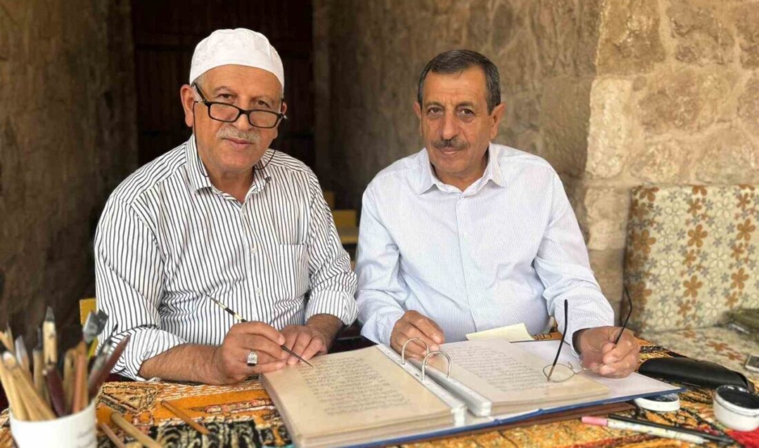 Van’da yaşayan emekli öğretmen Muzaffer Van, hat sanatına duyduğu ilgiyi