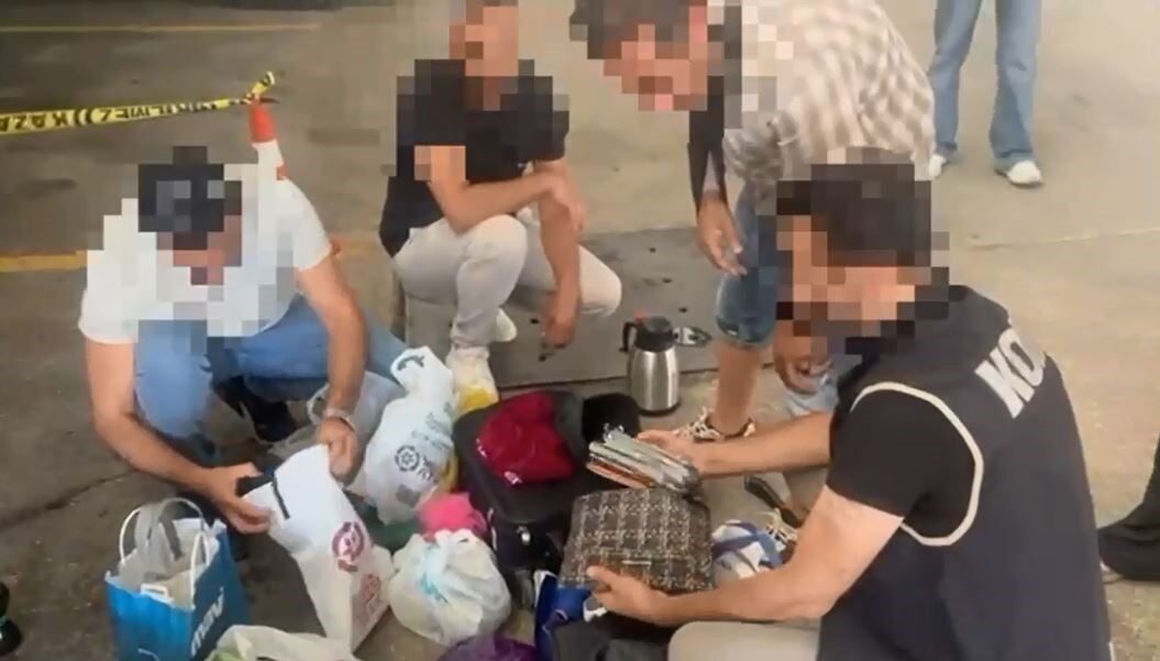 Van’da polis ekiplerince yürütülen ‘Parada Sahtecilik’ operasyonunda sahte olduğu değerlendirilen