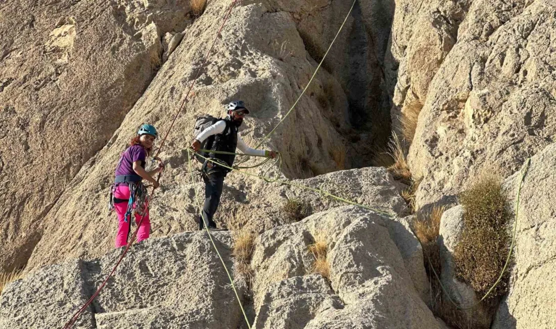 Rota Doğa Spor Kulübü tarafından Türkiye Dağcılık Federasyonu bünyesinde 22-28