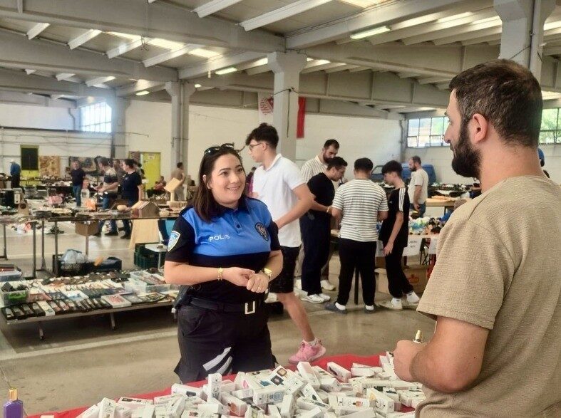 Bilecik İl Emniyet Müdürlüğü’ne bağlı ekipler, vatandaşları dolandırıcılık ve güvenlik
