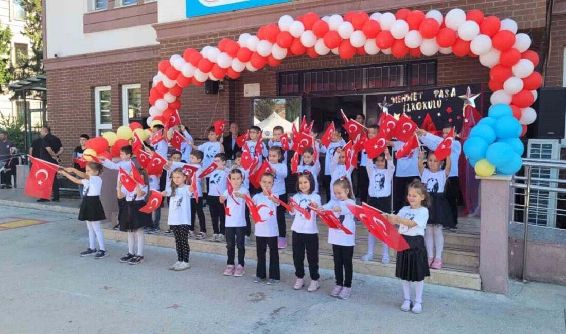 Samsun’un Vezirköprü ilçesinde 2025-2026 eğitim-öğretim yılının başlangıcını simgeleyen İlköğretim Haftası,