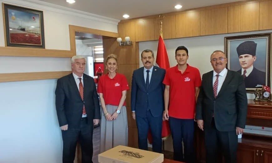 İstanbul’da 17-21 Eylül tarihlerinde gerçekleştirilen TEKNOFEST 2025 Türkiye Finallerinde iki