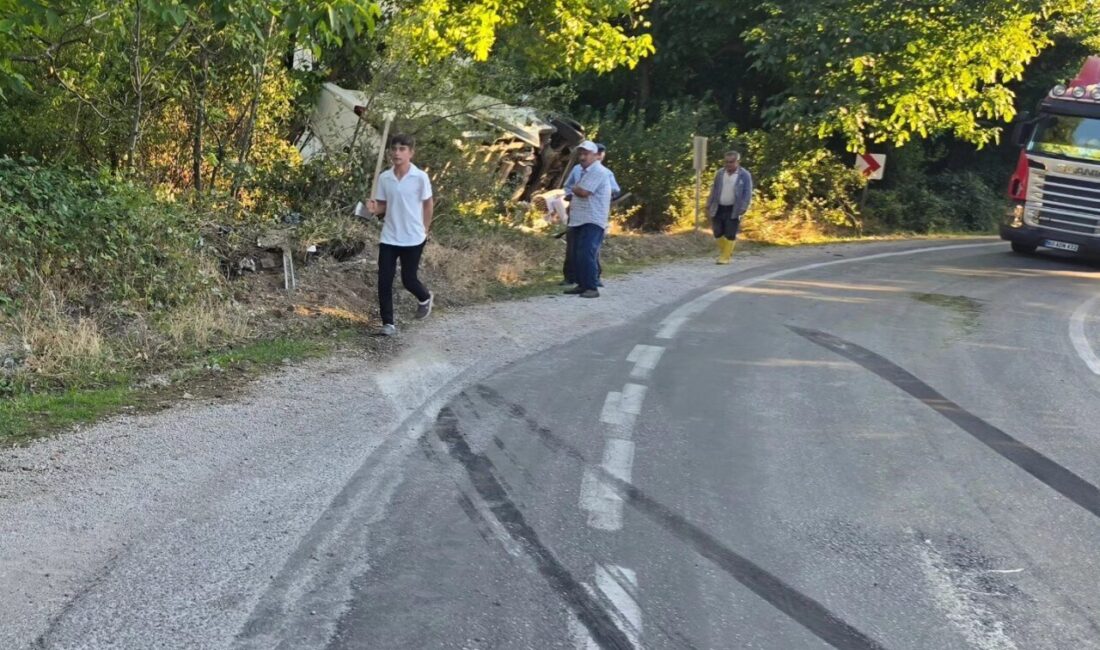 Tokat’ın Niksar ilçesinde meydana gelen trafik kazasında 2 kişi yaralandı.