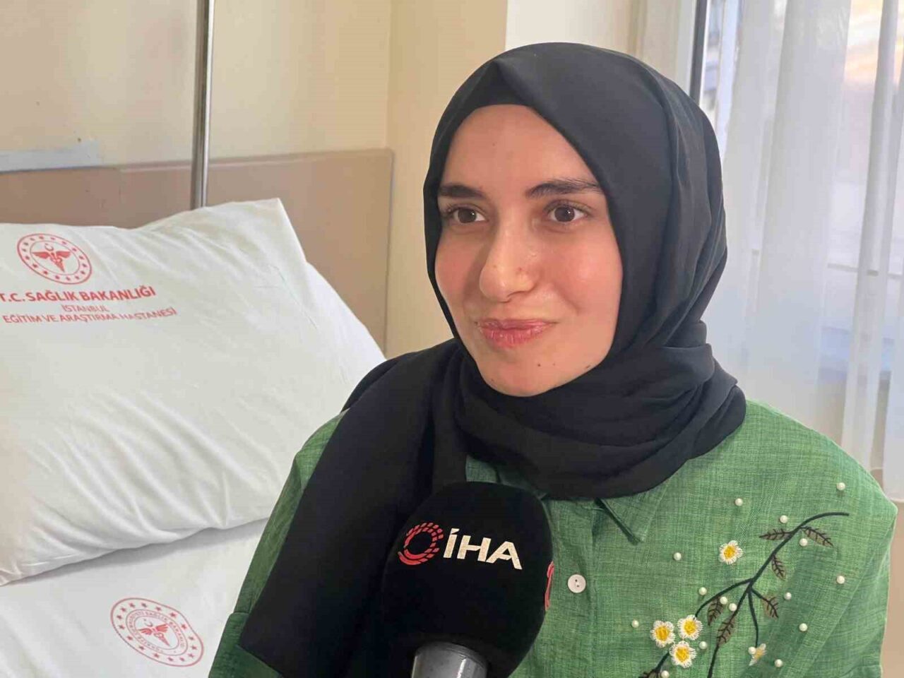 Doğumsal ürolojik hastalıkla dünyaya gelen 21 yaşındaki Fatma Nur Öztürk,