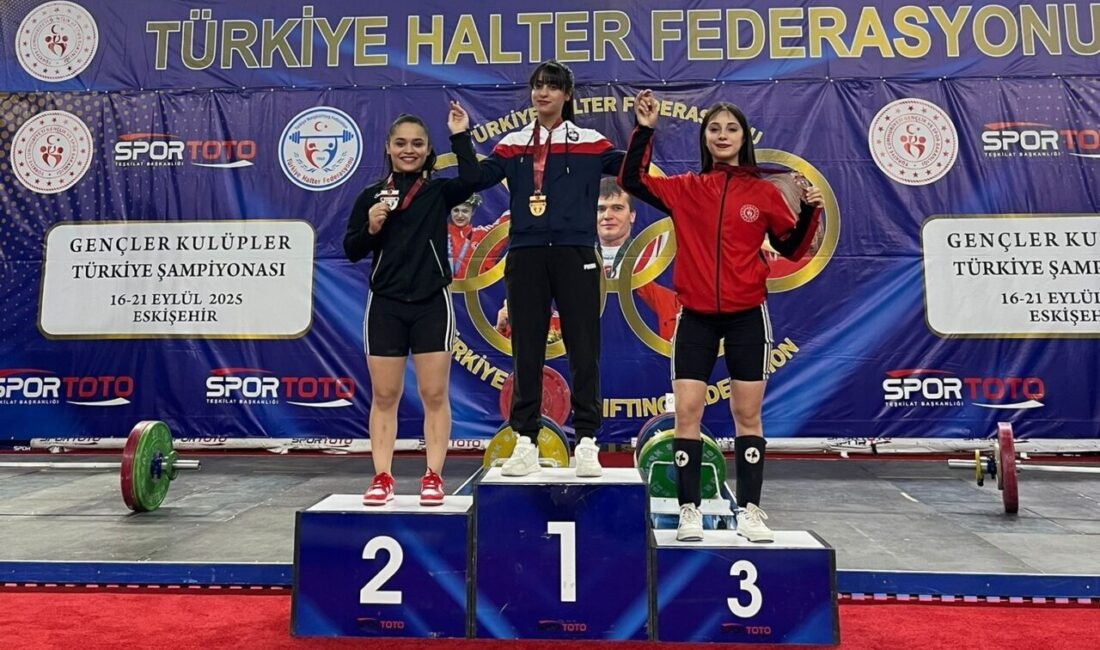 Düzce Belediyesi Spor Akademisi sporcusu Yağmur Melek Şahin, Gençler Türkiye