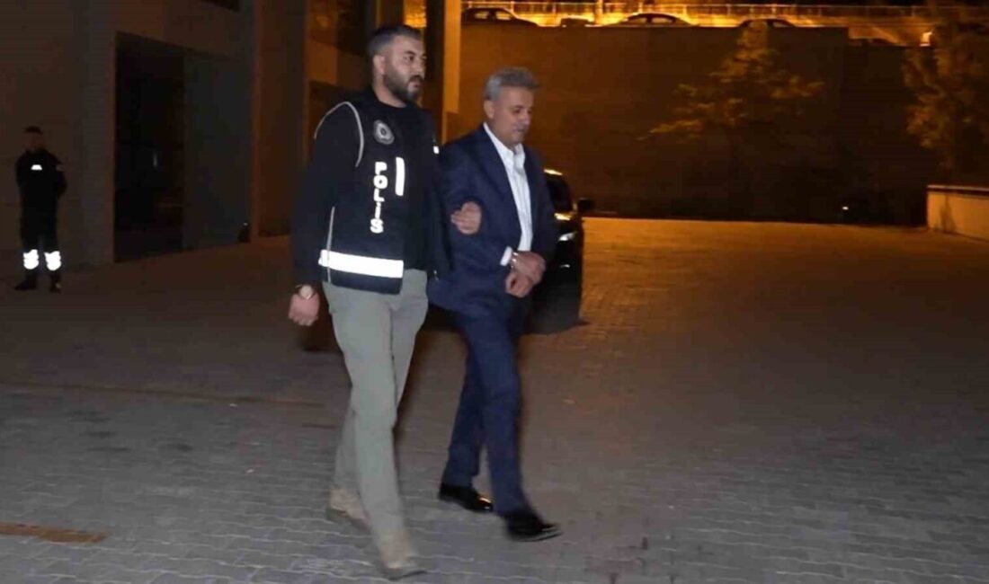 Kırıkkale’nin Yahşihan Belediye Başkanı Ahmet Sungur’un da aralarında bulunduğu 5