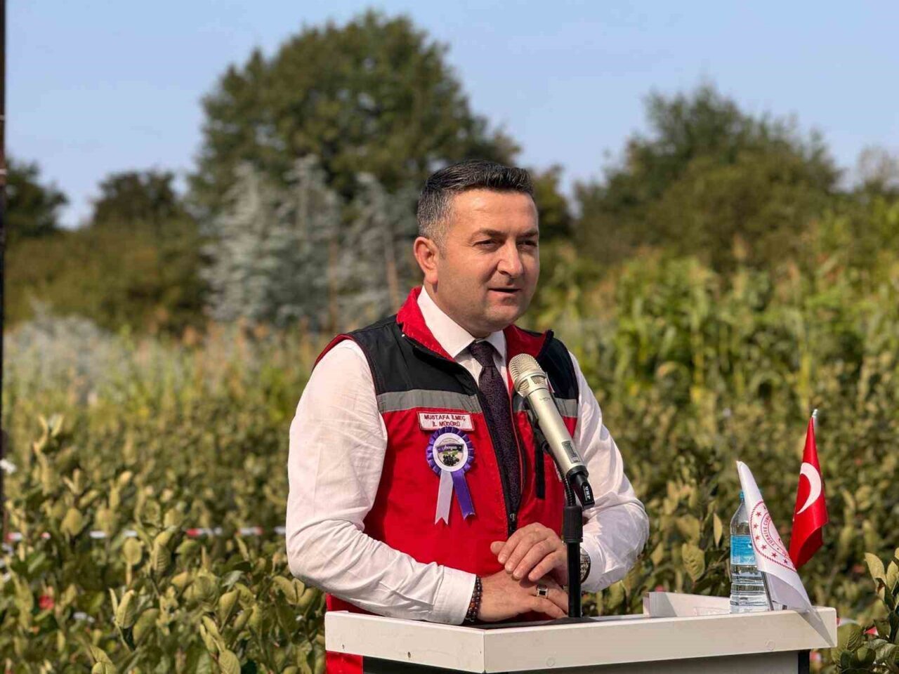 Yalova’nın coğrafi işaretli meyvesi olan aronyanın hasadı düzenlenen etkinlikle başladı.