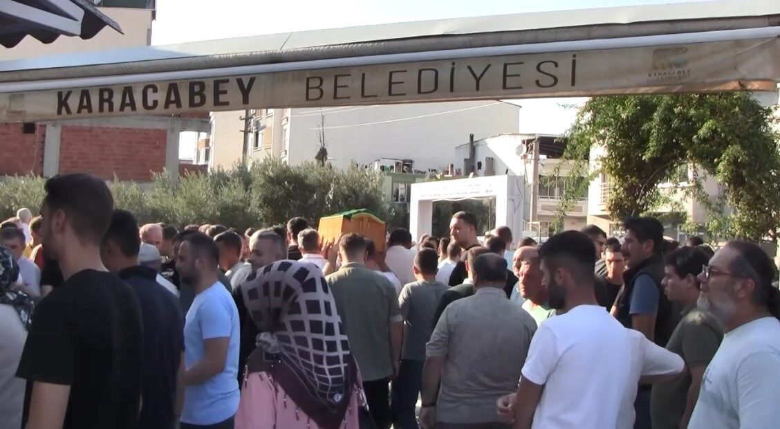 Bursa’nın Karacabey ilçesi Saadet Mahallesi’nde çıkan yangında hayatını kaybeden Berguzer