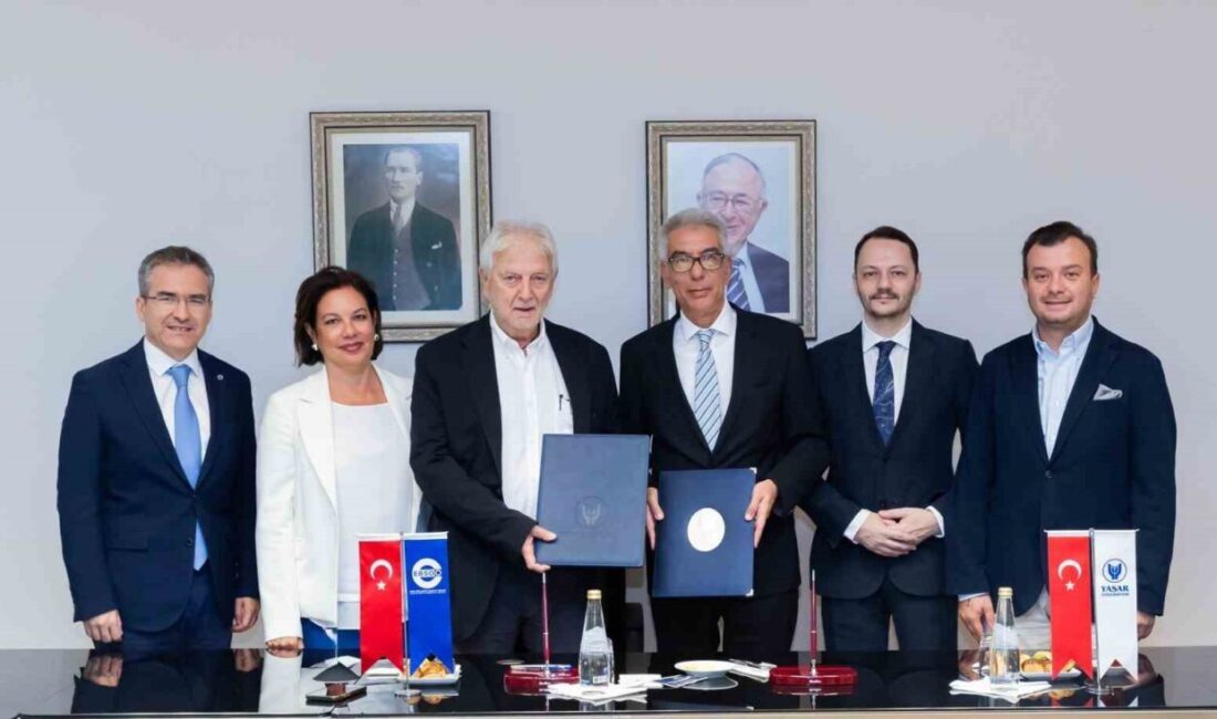 Yaşar Üniversitesi ile Ege Bölgesi Sanayi Odası (EBSO) arasında imzalanan