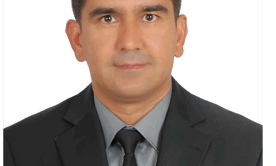 -Zonguldak’ın Devrek İlçesi Kaymakamlığında Yazı İşleri Müdürü olarak görev yapan