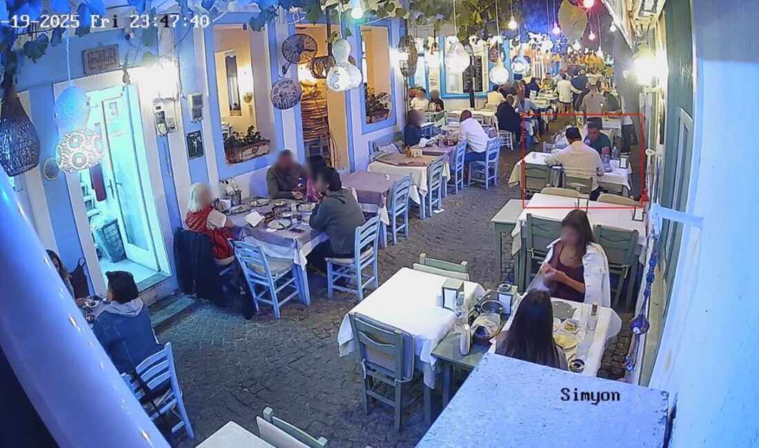 Bozcaada’da akşam yemeği yiyen 2 kişi, yaklaşık 8 bin 500