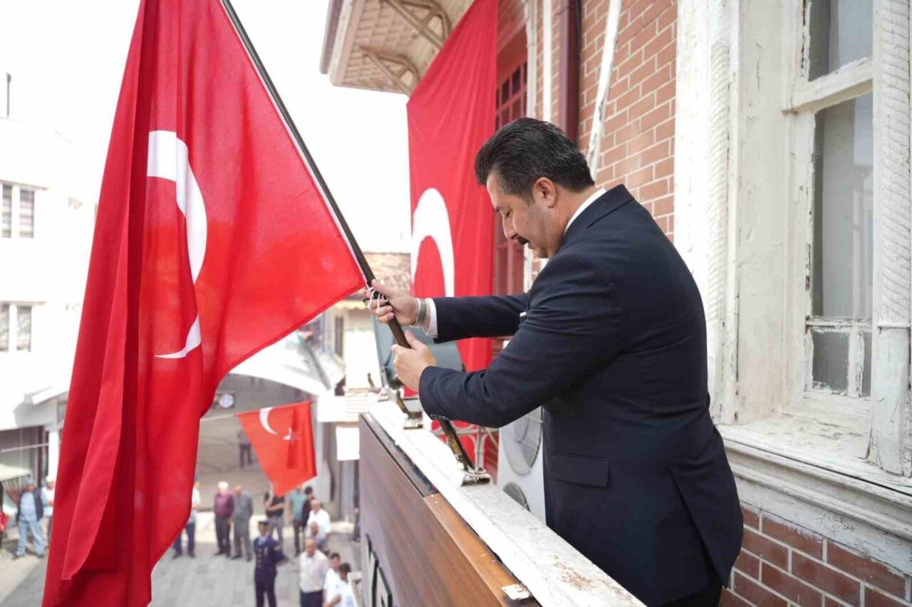 Yenişehir’in kurtuluşunun 103’ncü yıl dönümü, etkinliklerle kutlandı. Programda konuşan Yenişehir