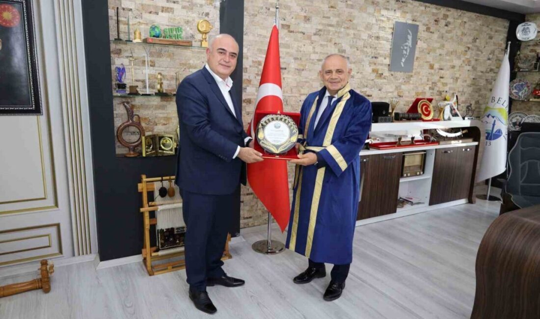 Yahyalı Belediye Başkanı Esat Öztürk, Yahyalı Esnaf ve Sanatkârlar Odası