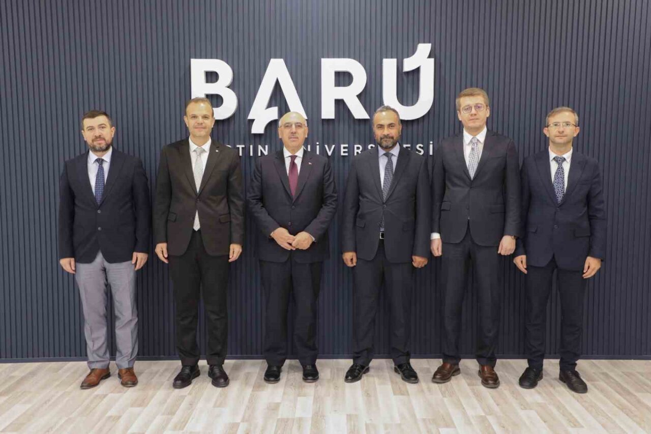 Yükseköğretim Kurulu (YÖK) Yürütme Kurulu Üyesi Prof. Dr. Mahmut Ak