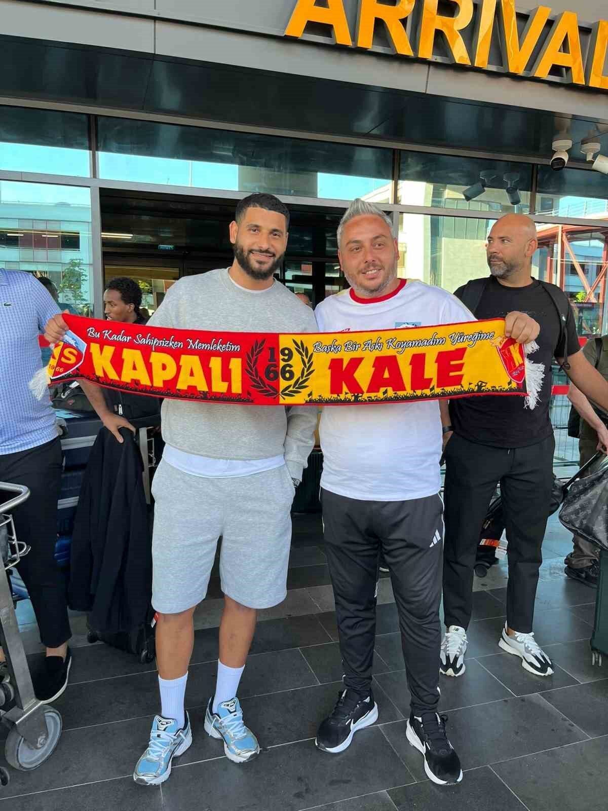 Kayserispor’un anlaşmaya vardığı Faslı orta saha oyuncusu Youssef Ait Bennasser,