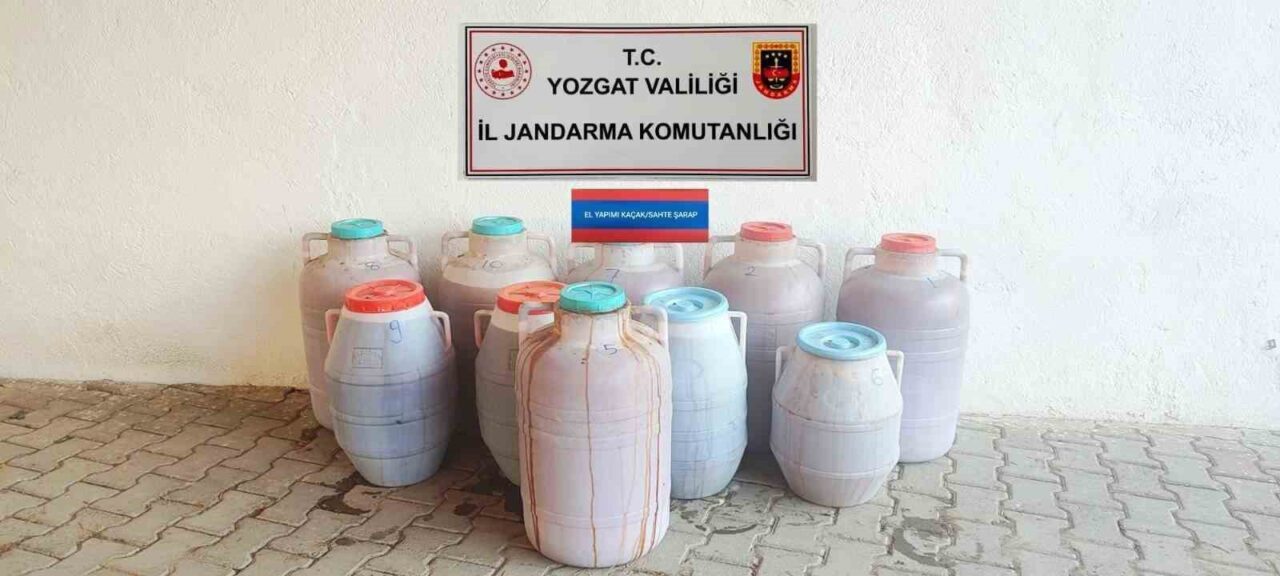 Yozgat’ın Sorgun ilçesinde 471 litre kaçak içki ele geçirildi. Edinilen