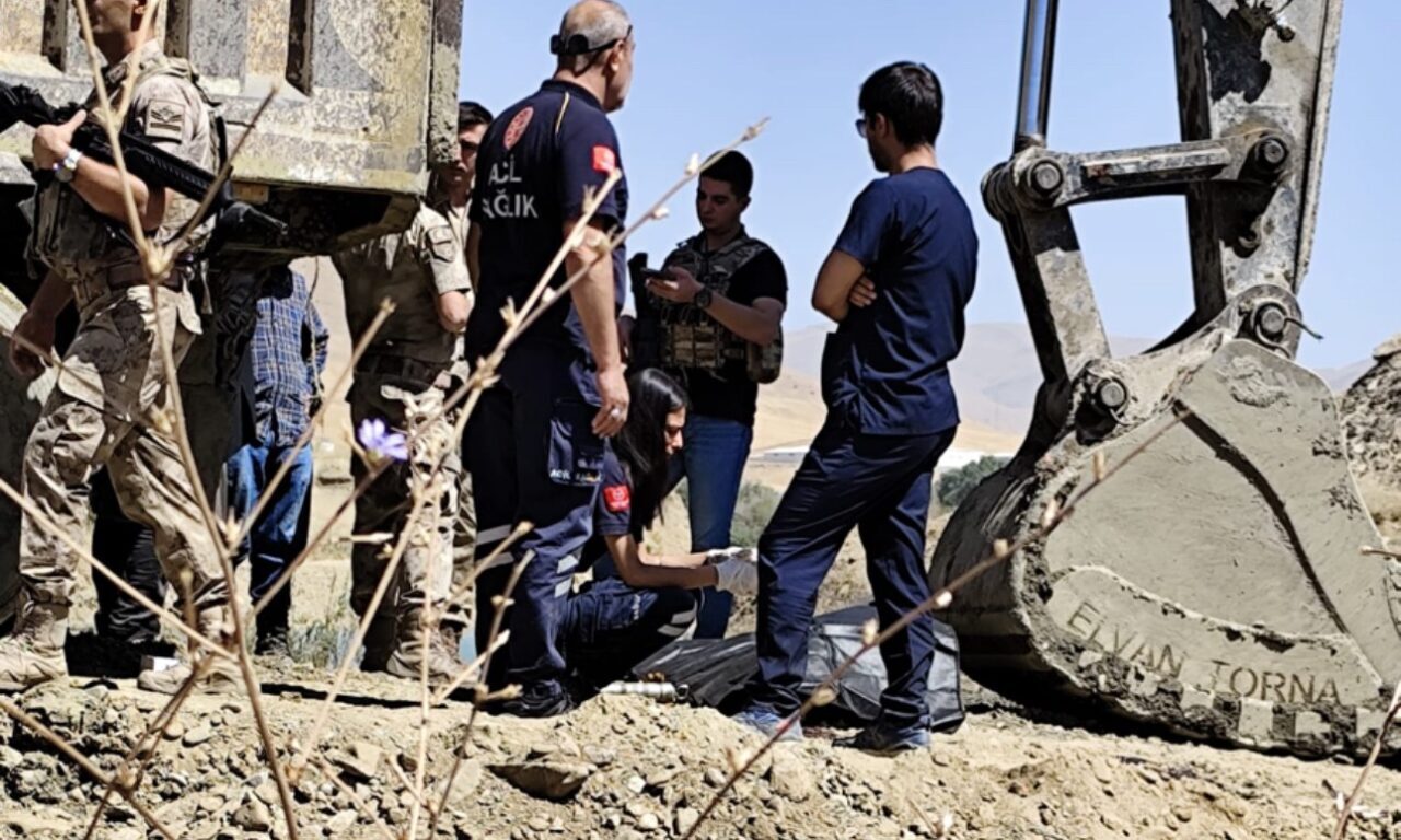 Hakkari’nin Yüksekova ilçesinde meydana gelen iş kazasında 25 yaşındaki genç