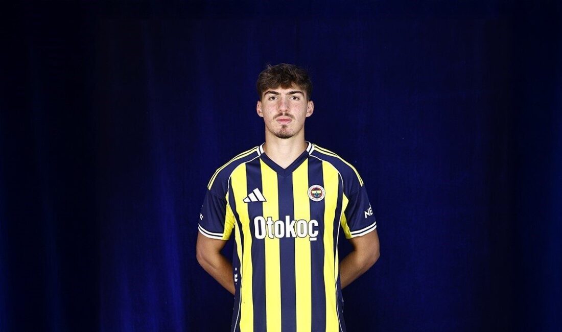 Fenerbahçe, genç oyuncu Yusuf Akçiçek’in 22 milyon Euro bedelle Al