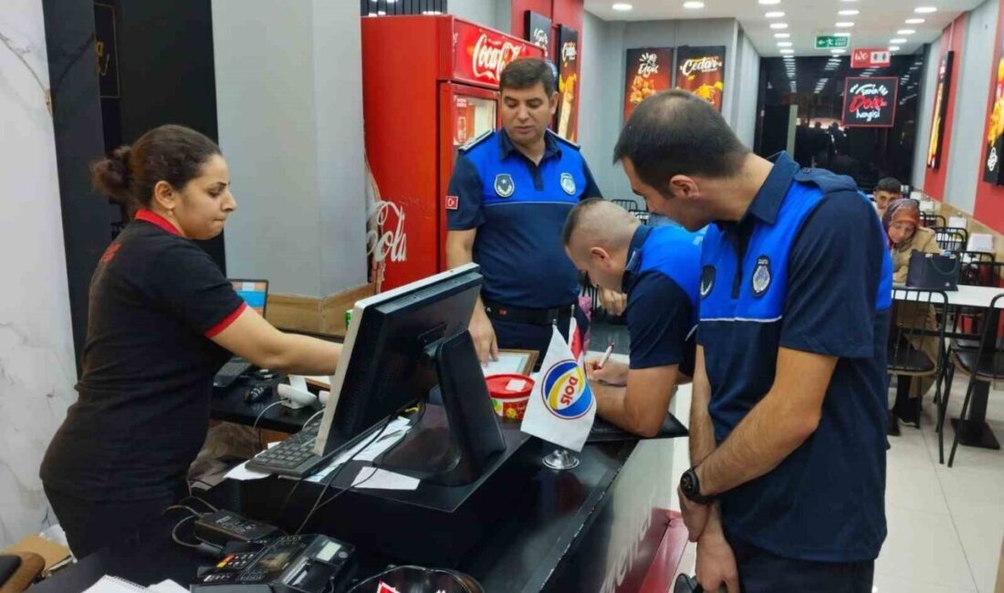 Erzincan Belediyesi Zabıta Müdürlüğü ekipleri, şehir merkezinde faaliyet gösteren lokanta,