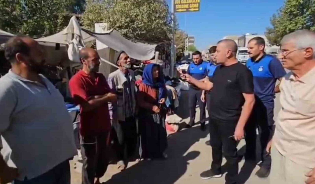 Şanlıurfa’nın Viranşehir ilçesinde belediyenin zabıta müdürünün, pazarcı esnafını sıraya dizip