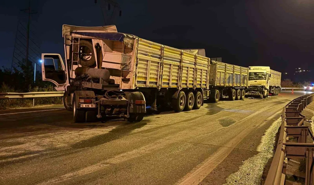 Hatay’da 3 tırın karıştığı zincirleme trafik kazasında 1 sürücü yaralandı.