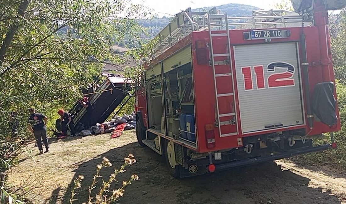 Zonguldak’ın Çaycuma ilçesine bağlı Ali köyünde meydana gelen trafik kazasında