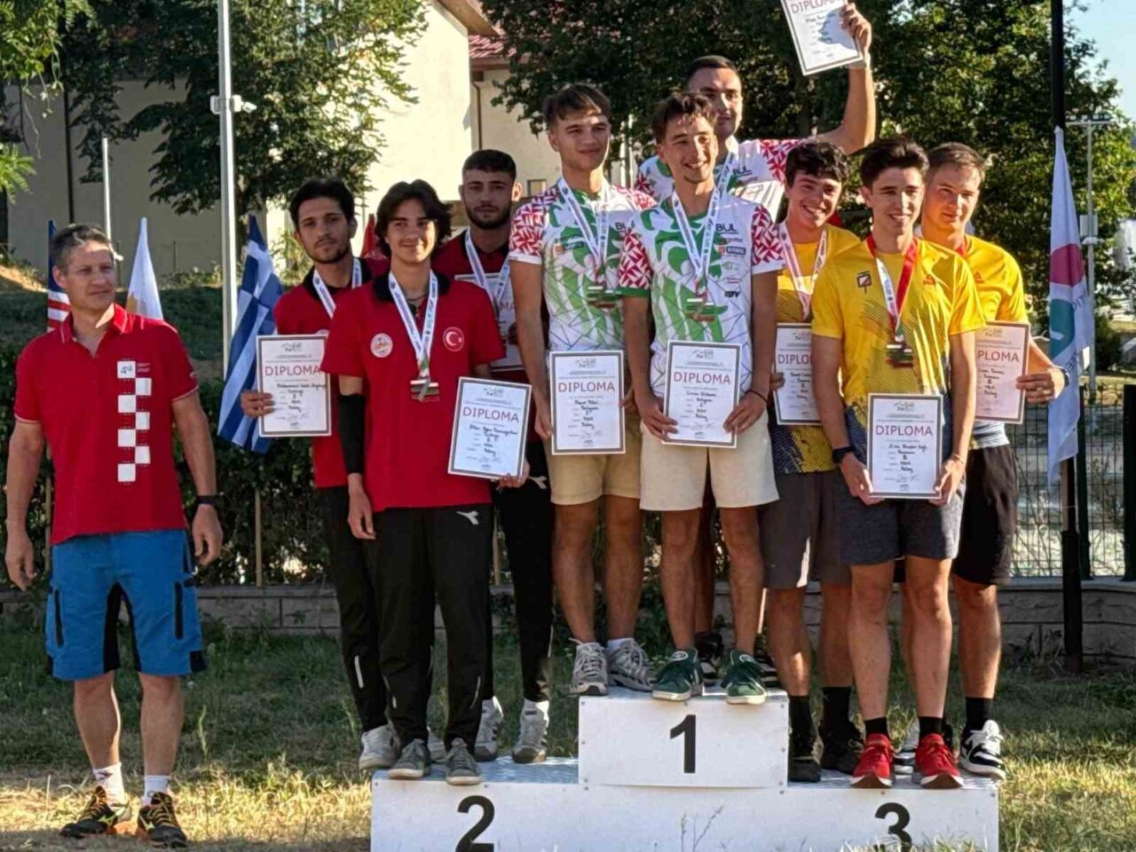 DÜZCE(İHA) – Güneydoğu Avrupa Ülkeleri Oryantiring Şampiyonası’na katılan Düzceli sporcular