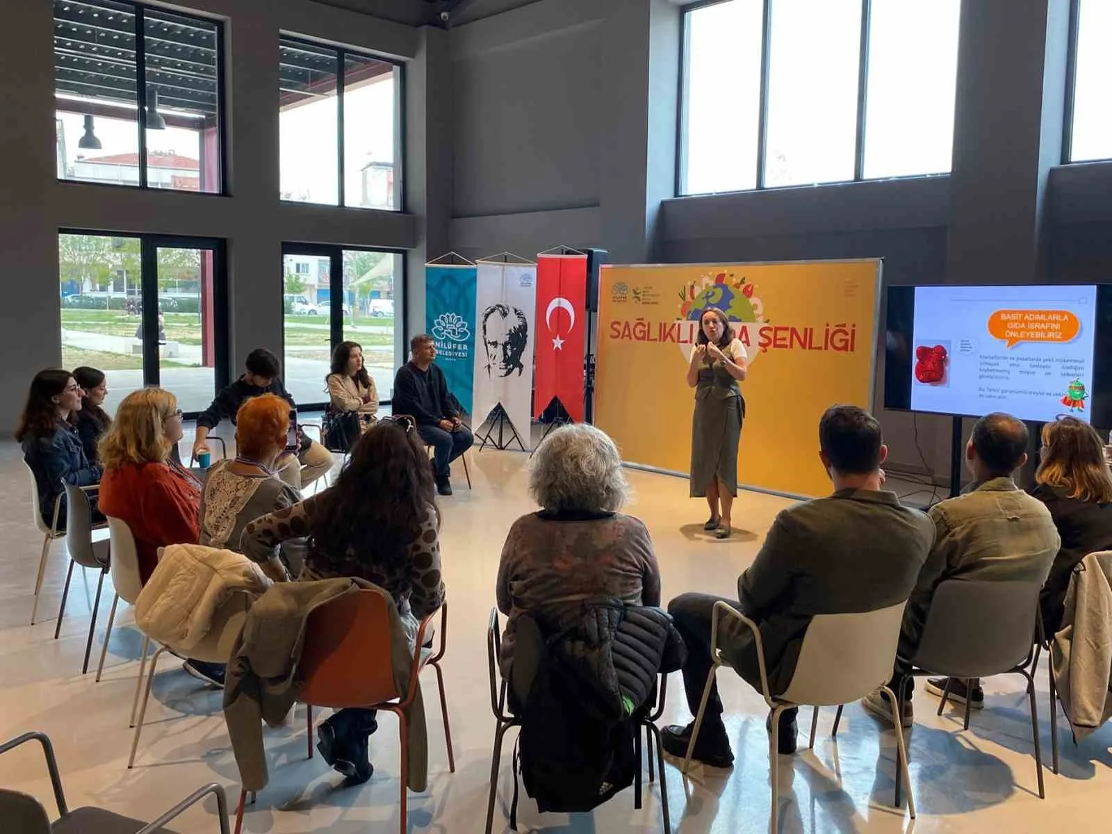 Nilüfer Belediyesi ve Gıda Mühendisleri Odası iş birliğiyle düzenlenen ’Gıda