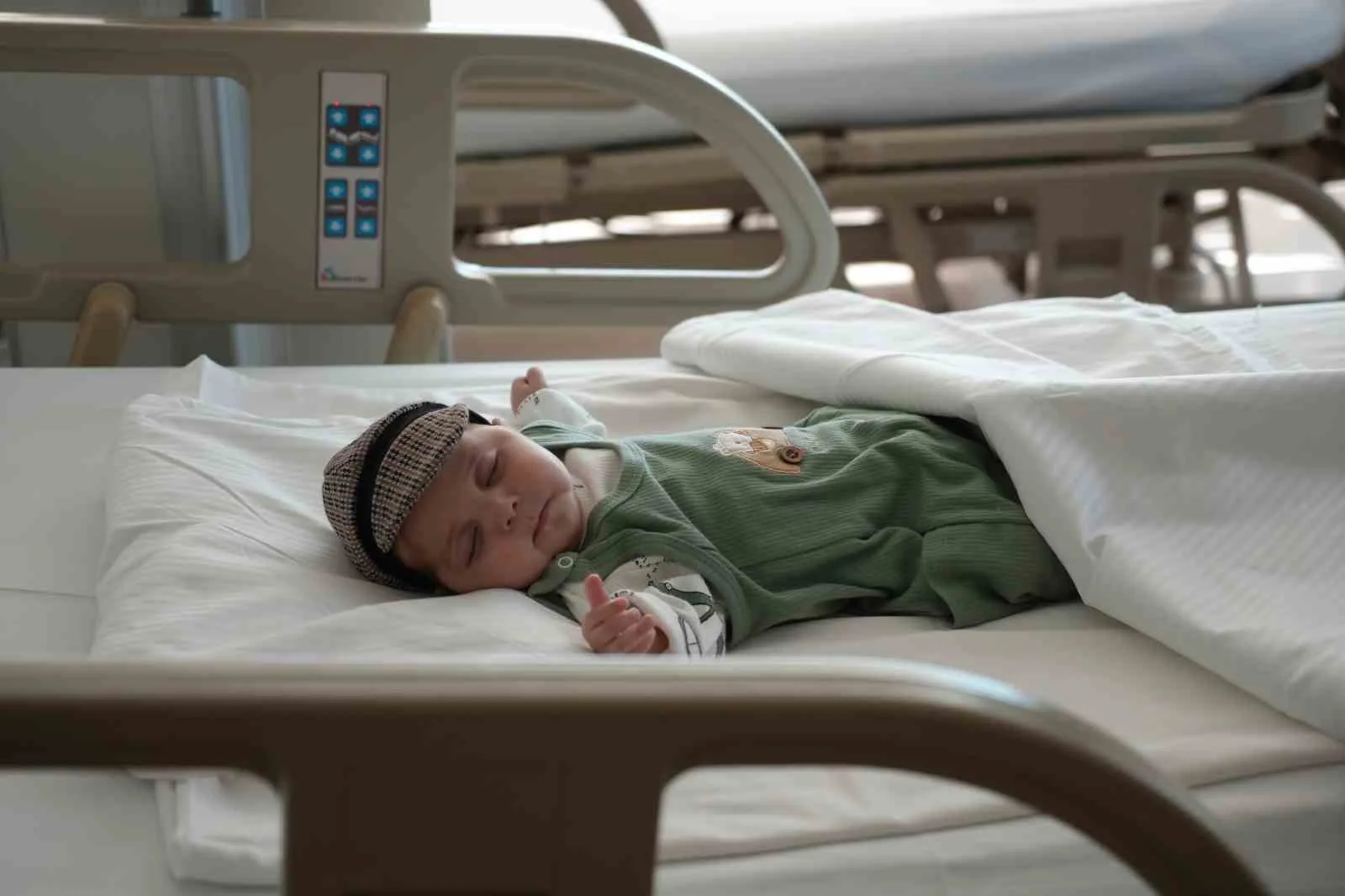 Doğuştan genetik hastalık nedeniyle 9 aylıkken yalnızca 4 kilo olan