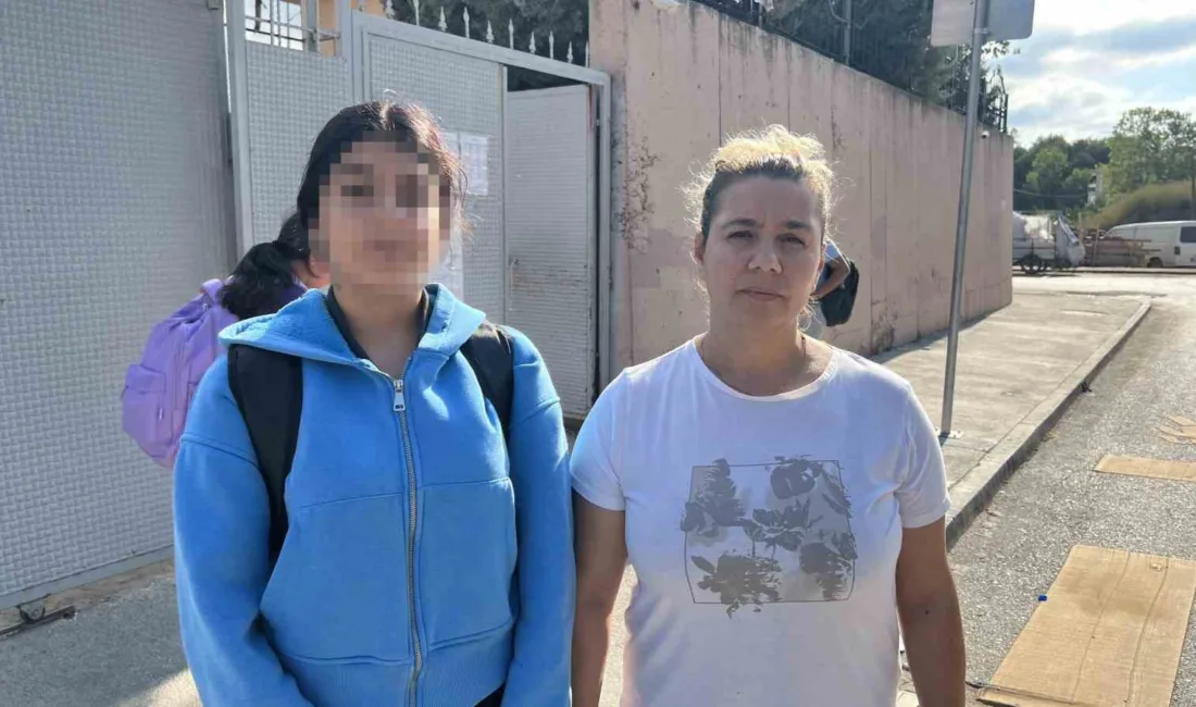 Sakarya’nın Karasu ilçesinde okul çıkışı 3’ü kız 4 kişi tarafından