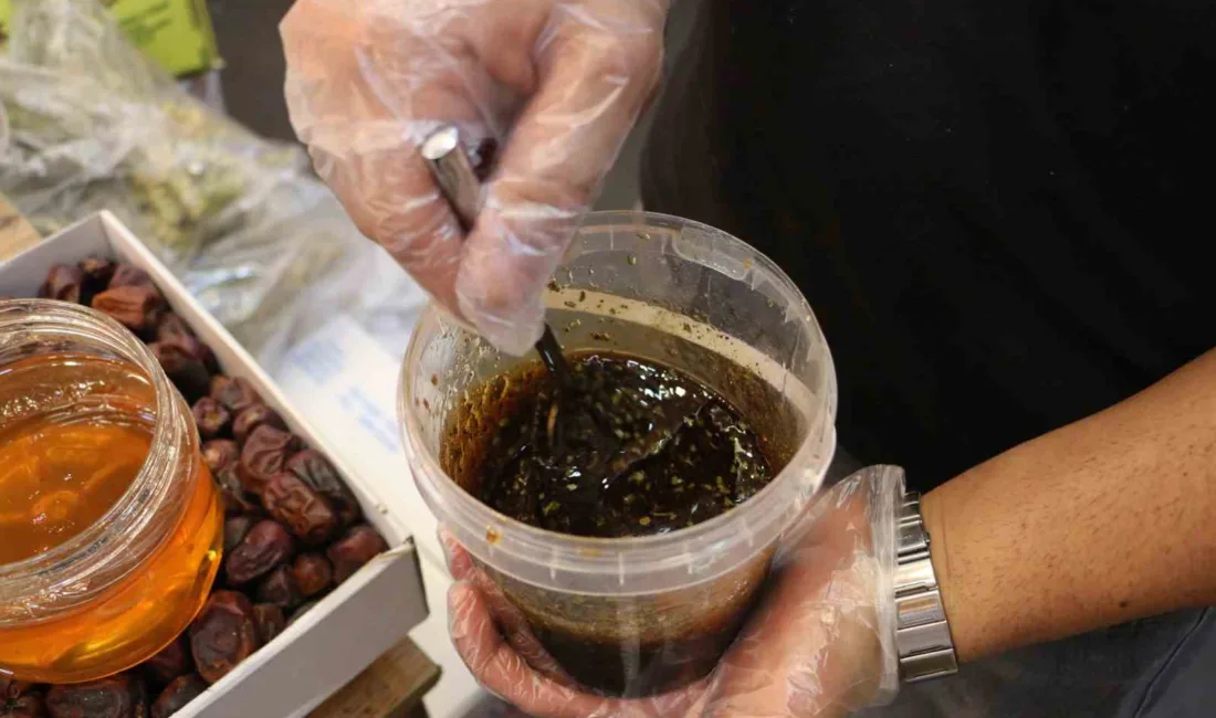 Diyarbakır’da yıllardır aktarlık yapan esnaf, 25 farklı bitkiyi kullanarak yaptığı