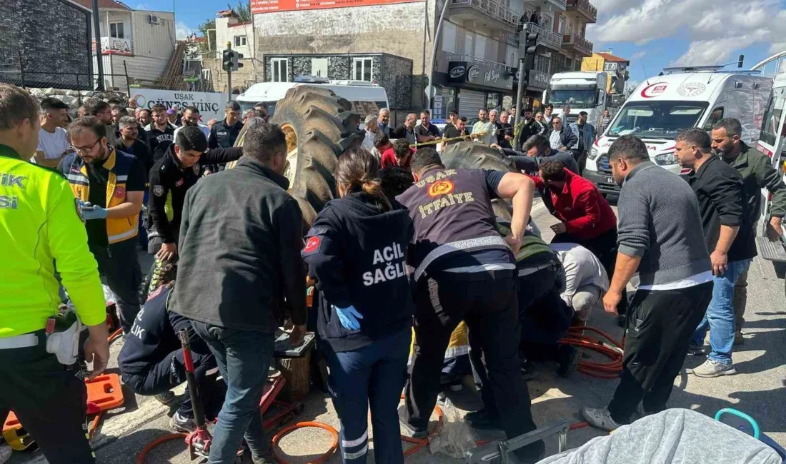 Uşak’ta 3 aracın karıştığı trafik kazasında bir sürücü ağır yaralanarak