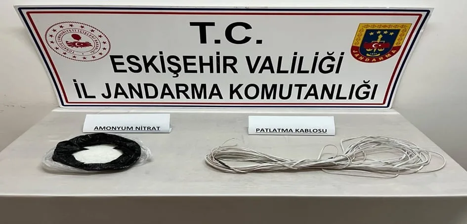 Eskişehir’de jandarma ekiplerince, 3’üncü derece sit alanında kaçak kazı yapan