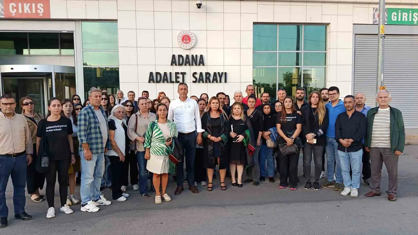 Adana’da, 6 Şubat depremlerinde yıkılarak 63 kişiye mezar olan Tutar