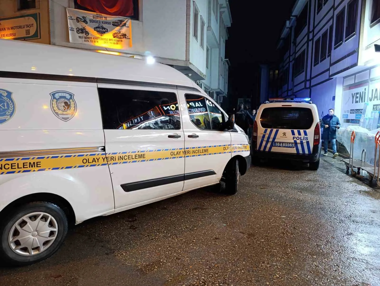 Bursa’nın İnegöl ilçesinde 65 yaşındaki adam, kendisini 6 ay önce