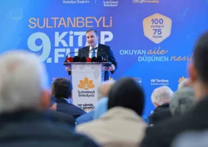 Kitapseverlerin buluşma adresi 9. Sultanbeyli Kitap Fuarı başladı. Açılış töreninde