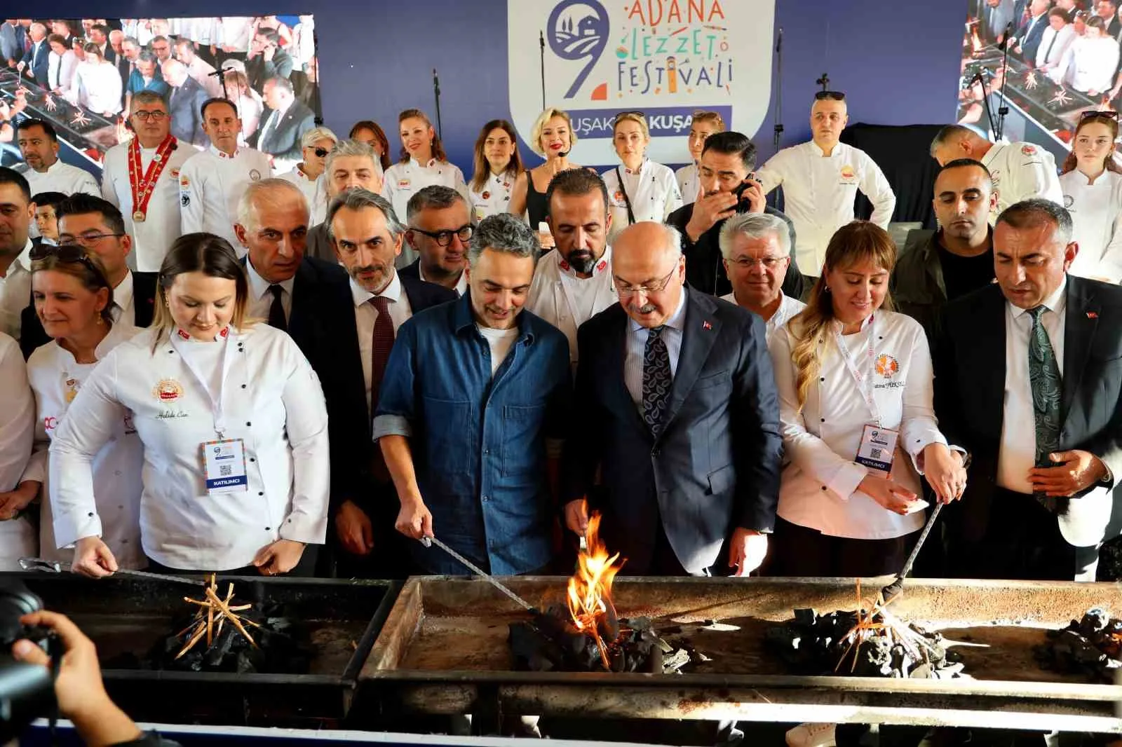 Adana’da bu sene 9’uncusu düzenlenen Uluslararası Adana Lezzet Festivali mangal