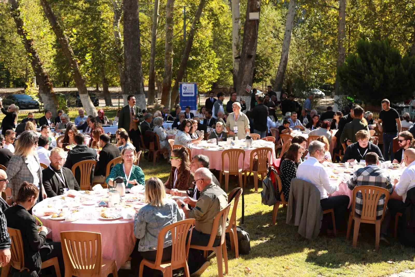 Bu yıl “Kuşaktan Kuşağa” teması ile düzenlenen 9. Uluslararası Adana