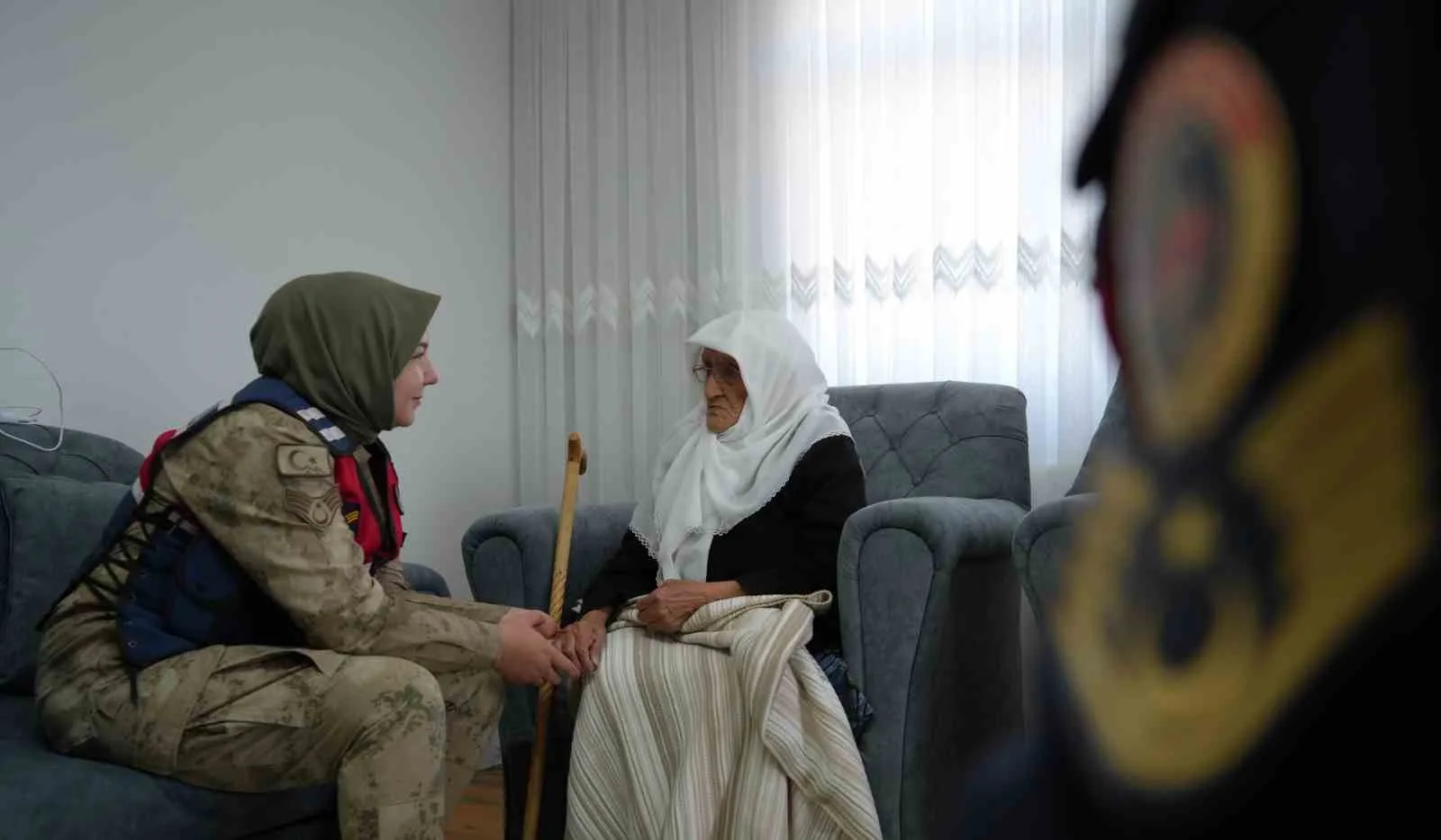 Bayburt’un Aydıntepe ilçesine bağlı İncili köyünde yaşayan 97 yaşındaki Rabiye