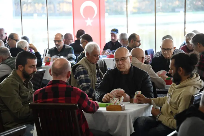 Osmangazi Belediyesi, 29 Ekim Cumhuriyet Bayramı Briç Turnuvası ile zeka