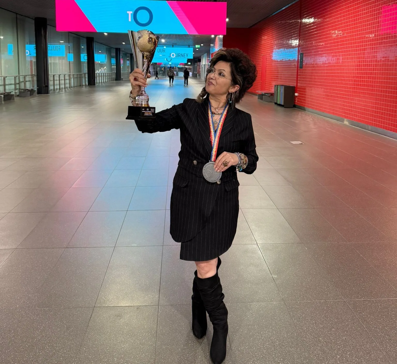 İngiltere’de düzenlenen Eurocup Bay Bayan Kuaförleri Dünya Kupasında Türk Milli