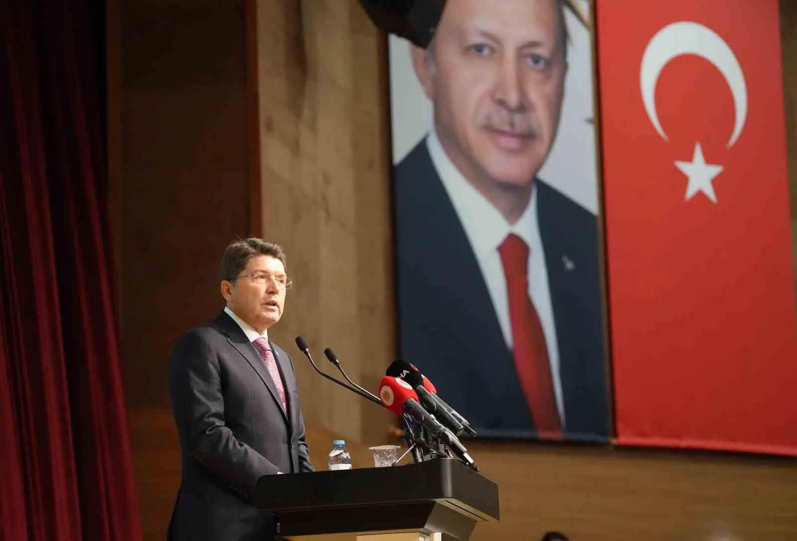 Adalet Bakanı Yılmaz Tunç, “Türkiye, Sayın Cumhurbaşkanımızın liderliğinde büyük gayret