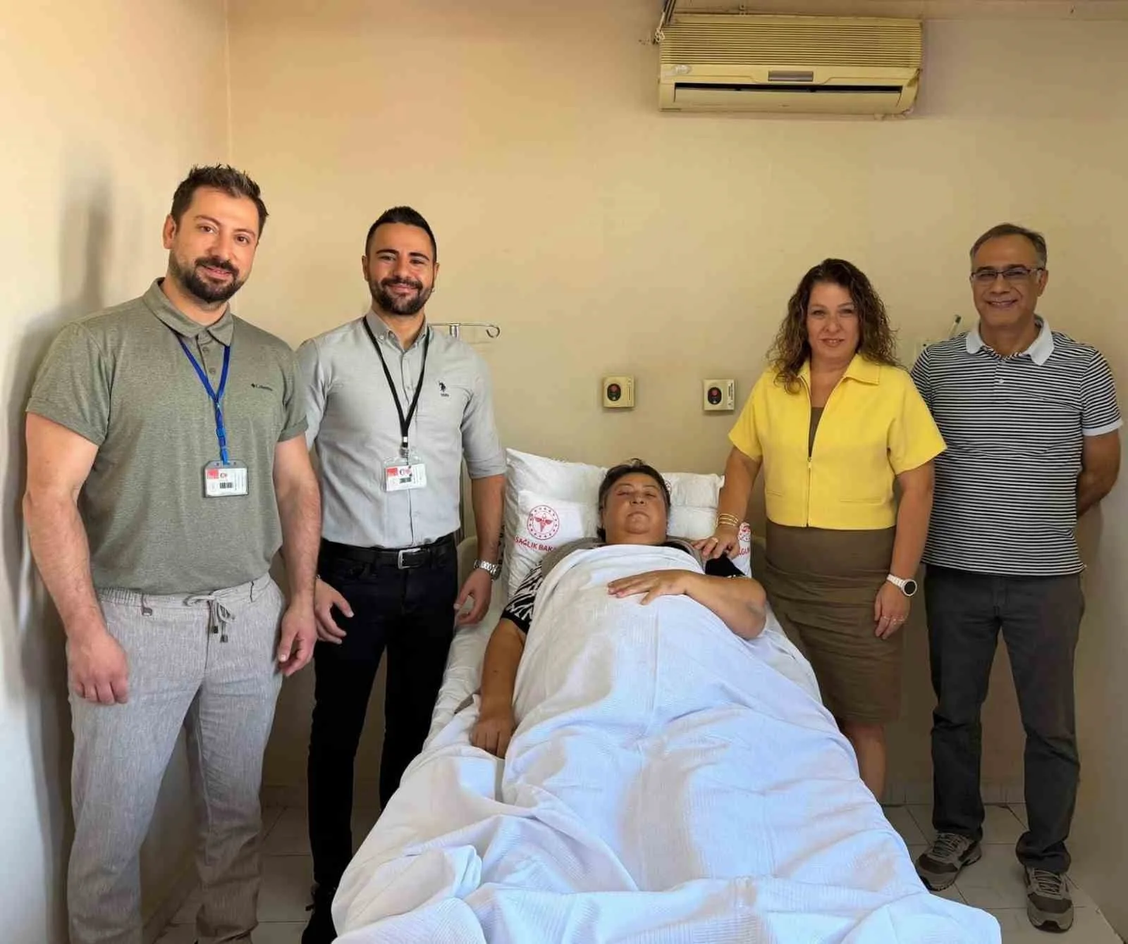 Aydın Devlet Hastanesi’nde ilk kez gerçekleştirilen laparoskopik parsiyel nefrektomi ameliyatı