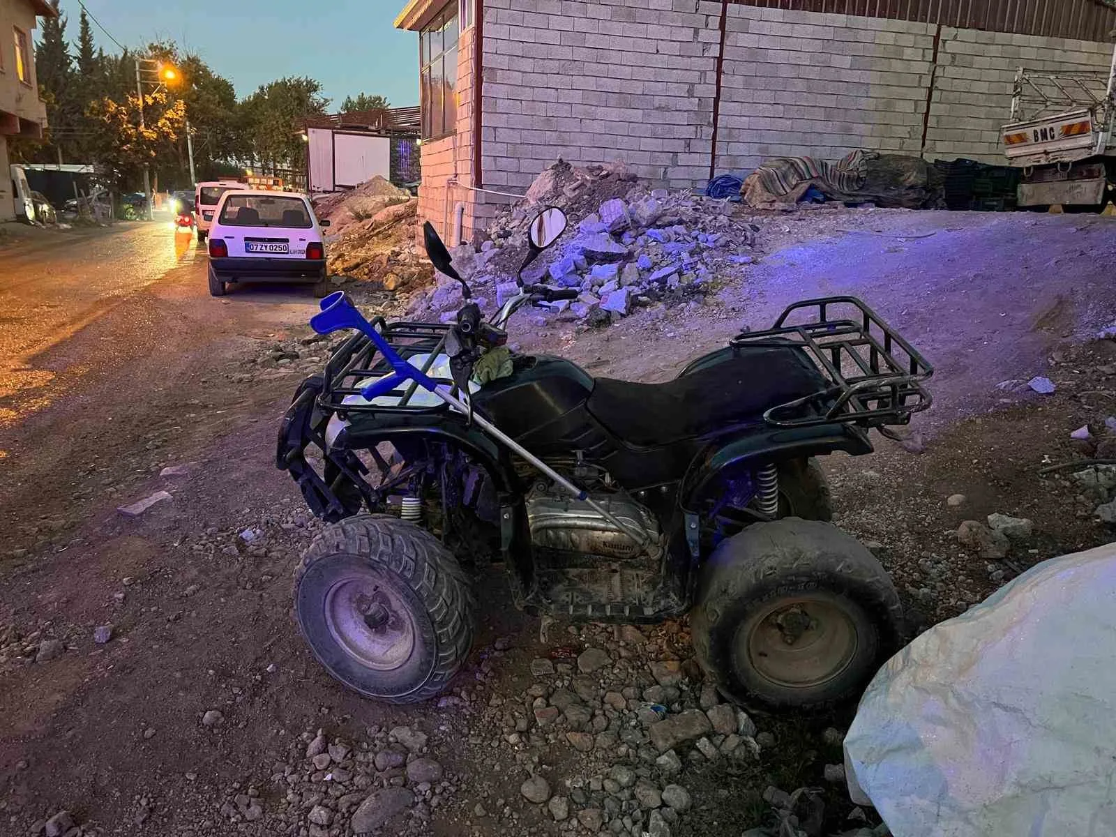 Adıyaman’ın Gölbaşı ilçesinde ATV’nin devrilmesi sonucu 1 kişi yaralandı. Edinilen