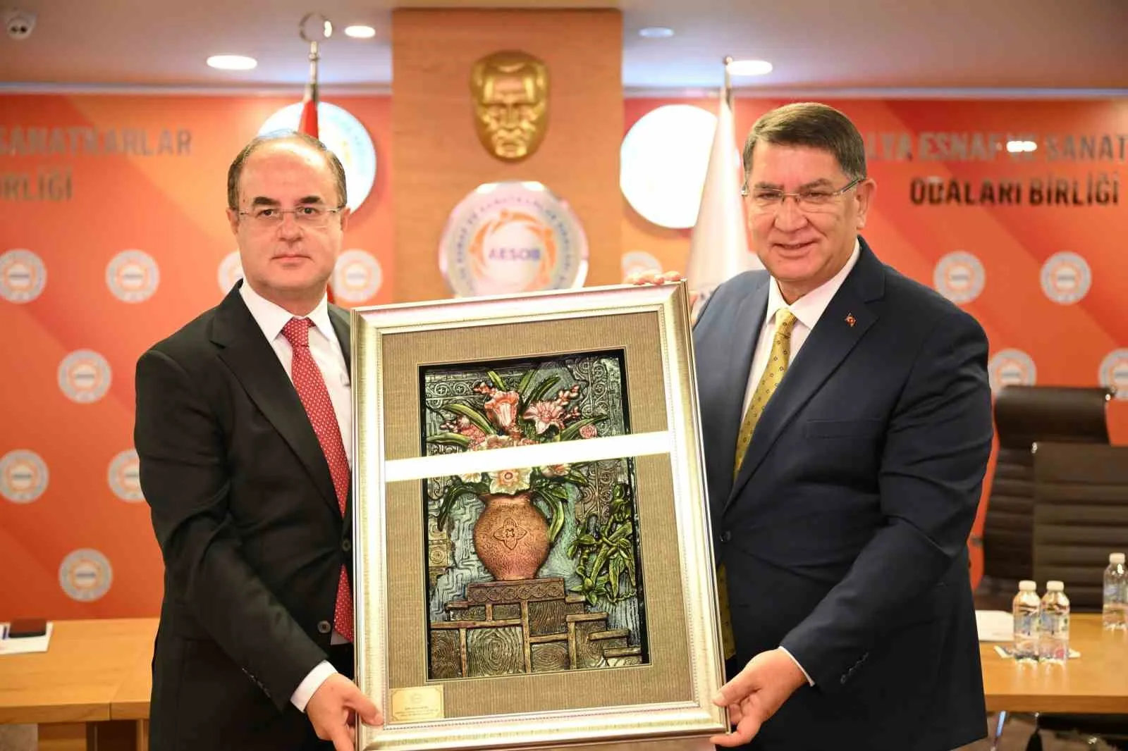 Antalya Esnaf ve Sanatkarlar Odaları Birliği (AESOB) ev sahipliğinde düzenlenen