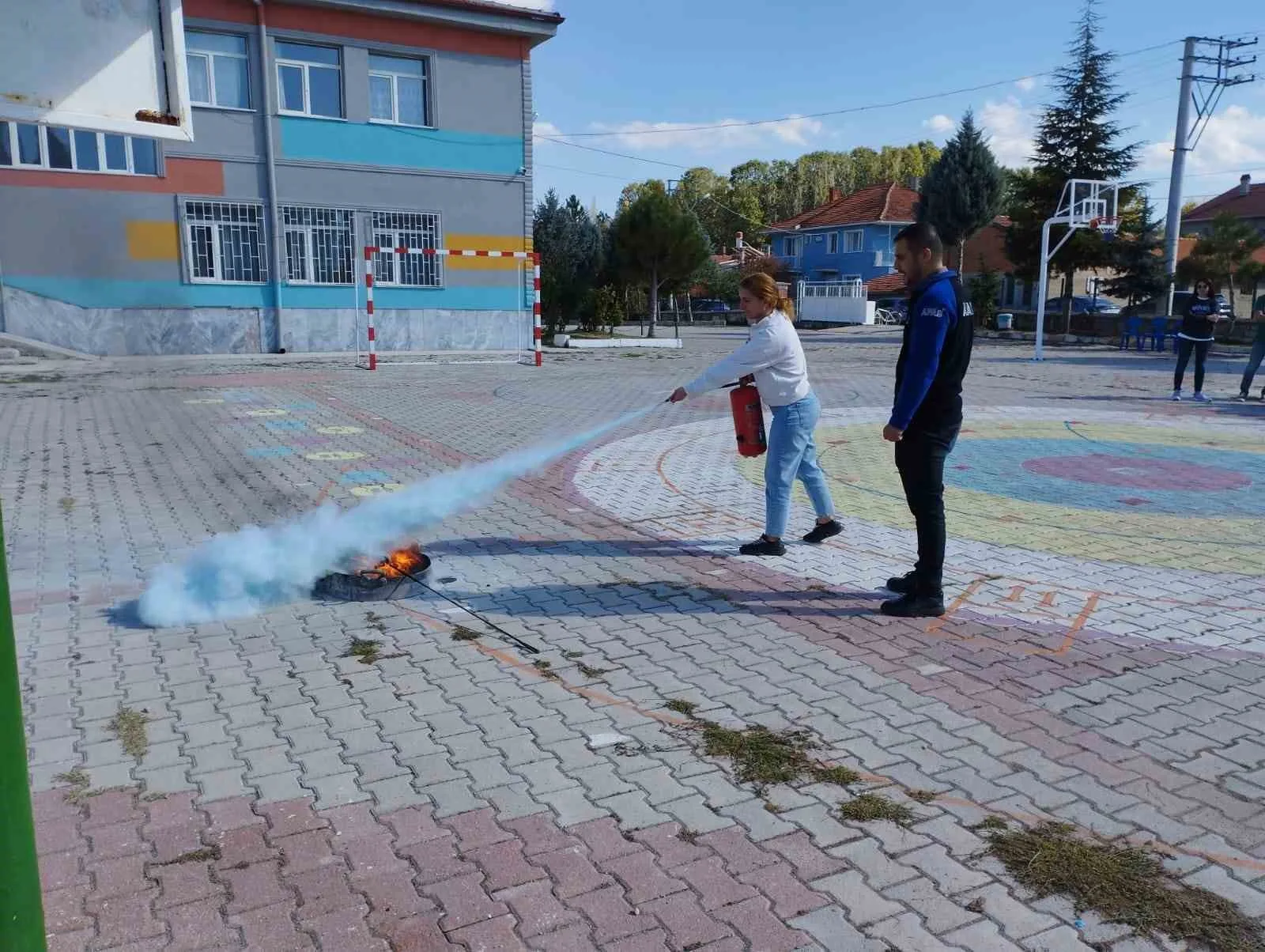 Afyonkarahisar İl Afet Acil Durum Müdürlüğü (AFAD) tarafından ilk ve