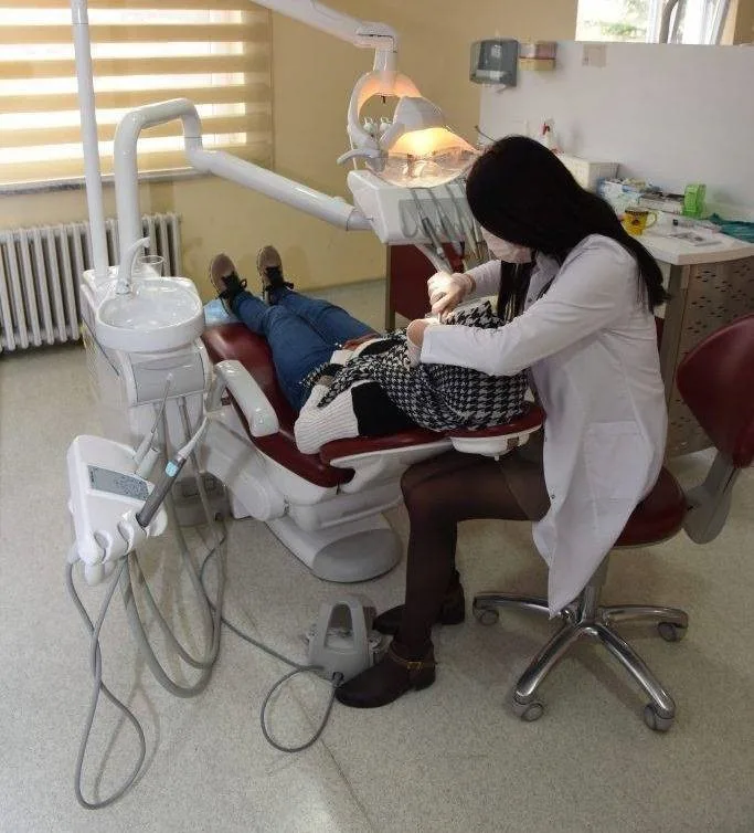 AFSÜ Ağız ve Diş Sağlığı Uygulama ve Araştırma Merkezi (ADSUAM)